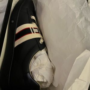 Gucci shoes